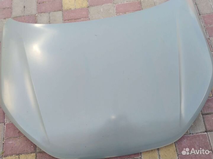 Капот на гранту