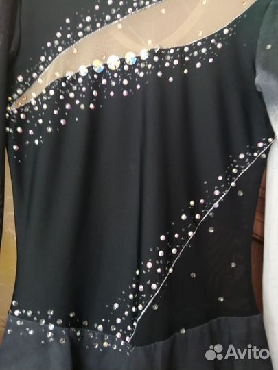 Костюм для фигурного катания