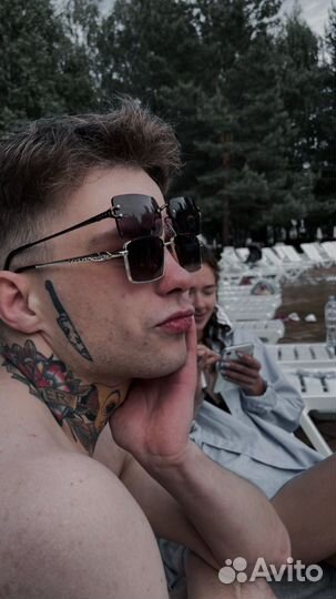 Бармен,бариста,официант