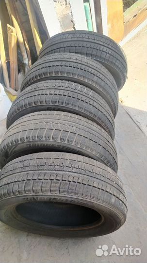 Bridgestone Blizzak Revo GZ 185/60 R15