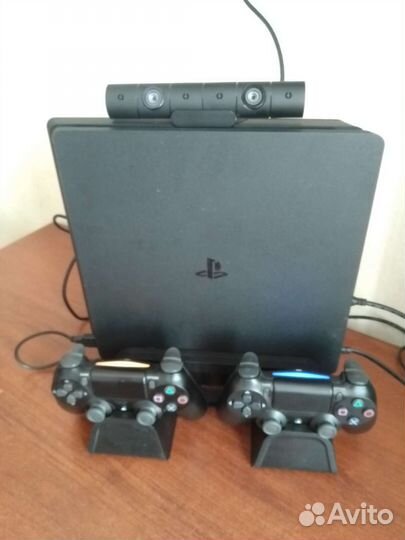Sony PS4 slim 1tb