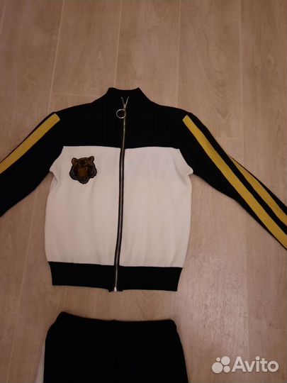 Спортивный костюм женский 42- 46