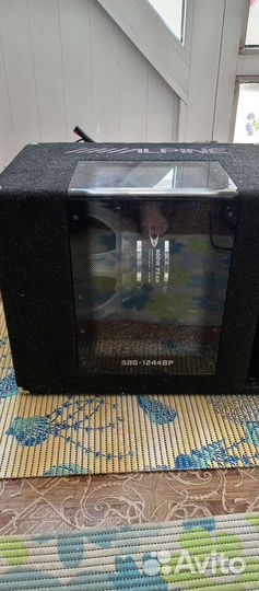 Автомобильный сабвуфер