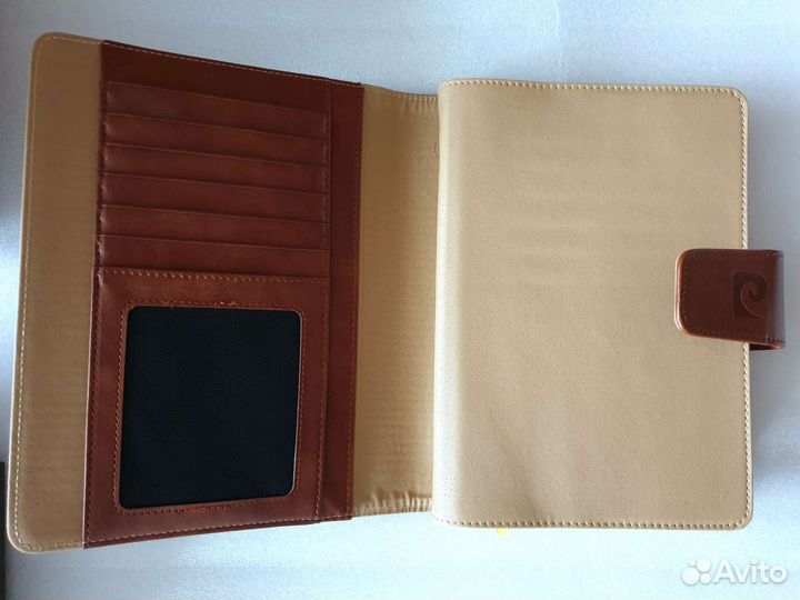 Ежедневник Pierre Cardin новый