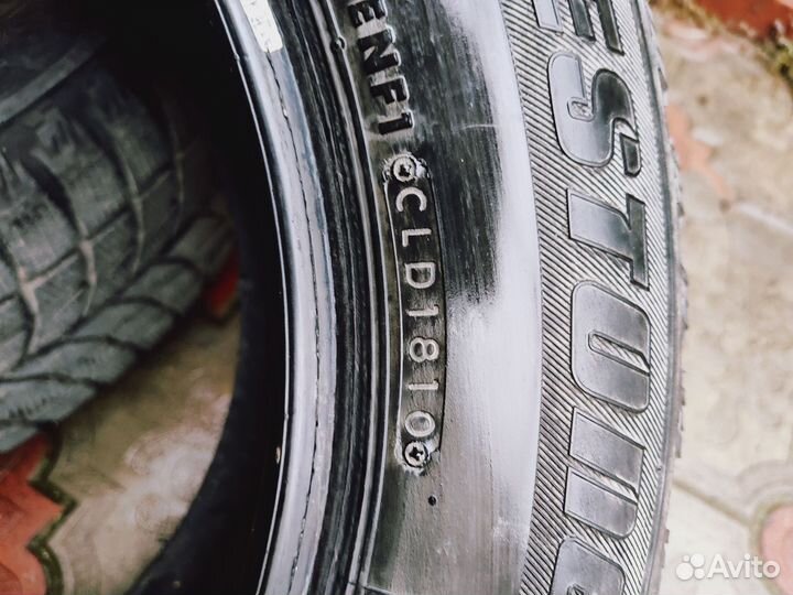 Bridgestone Blizzak WS-60 215/60 R16