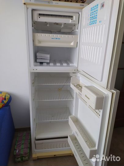 Холодильник бу,Стинол 110,в рабочем состоянии