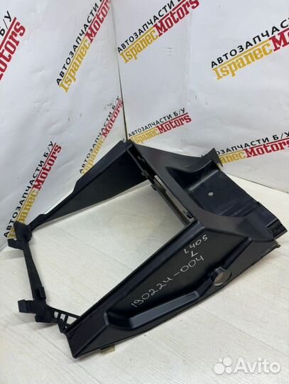 Дефлектор радиатора Land Rover Range Rover L405