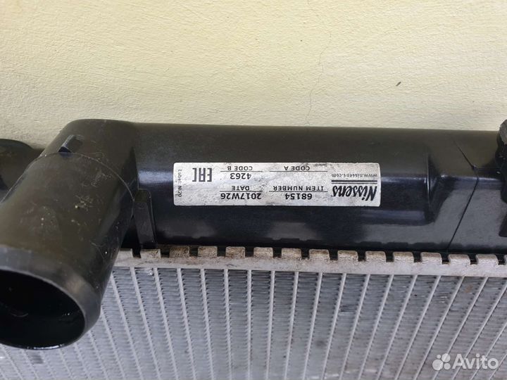 Радиатор охлаждения mitsubishi pajero montero 2005