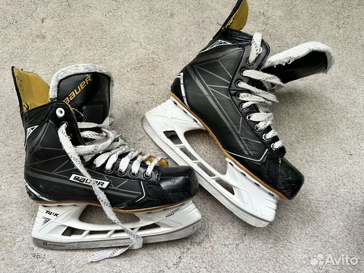 Хоккейные коньки bauer
