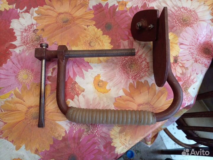 Струбцина быстрозажимная