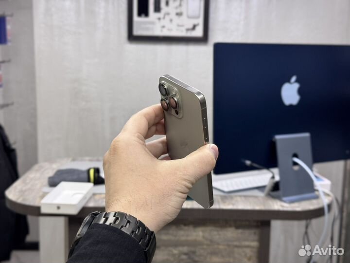 iPhone 15 Pro Max, 256 ГБ