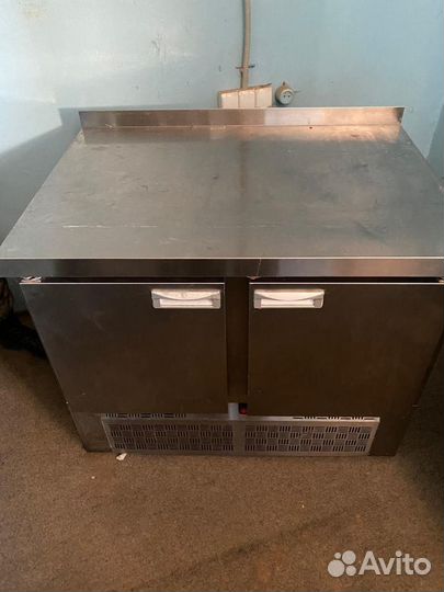 Холодильный стол hicold GNE 11/TN