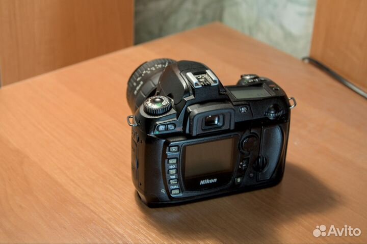 Фотоаппарат Nikon D70s