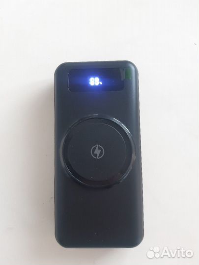 Powerbank, повербанк с беспроводной зарядкой