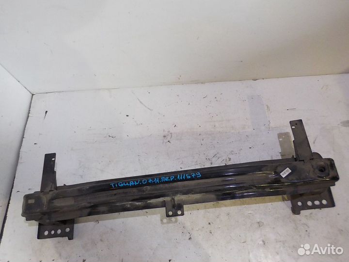 Усилитель бампера передний Volkswagen Tiguan