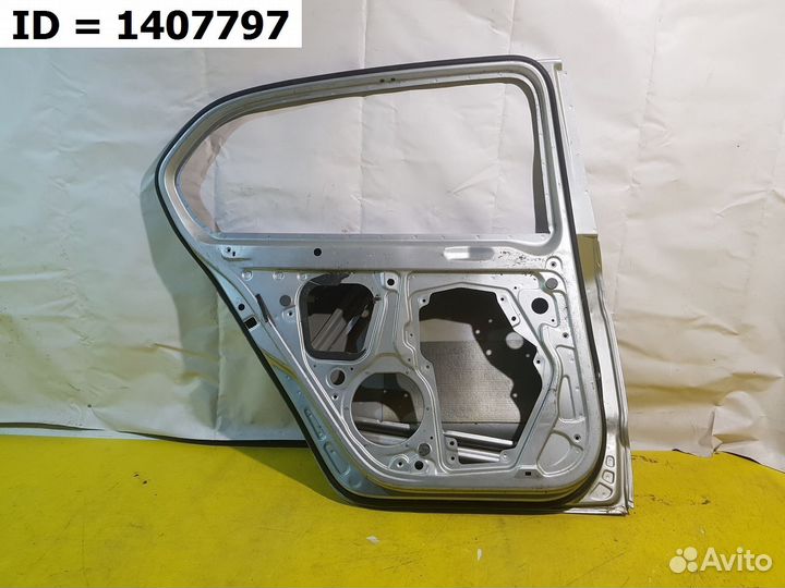 Дверь задняя левая Skoda Superb