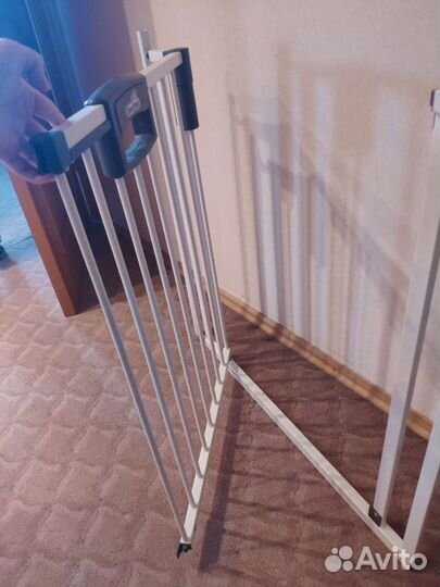 Детский защитный барьер