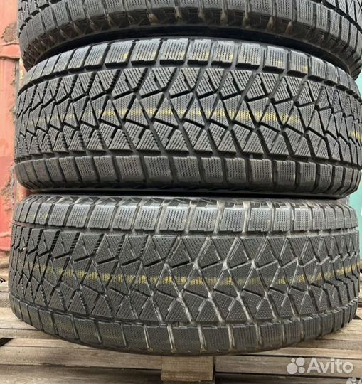 Bridgestone Blizzak DM-V2 275/60 R20