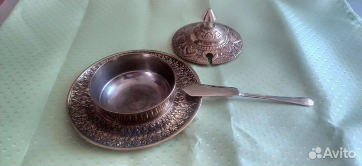 Икорница мельхиор