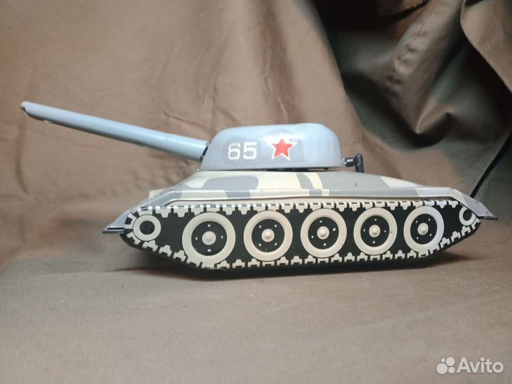 Игрушечный металлический танк СССР 70-80 г.в