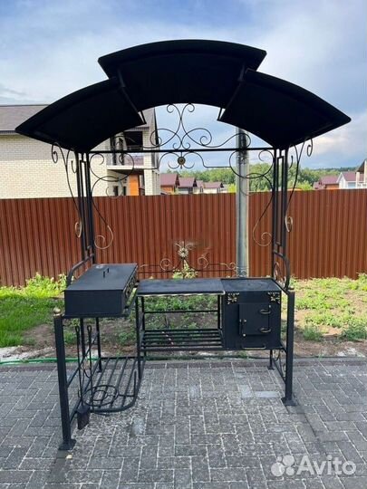 Мангал кованый с крышей