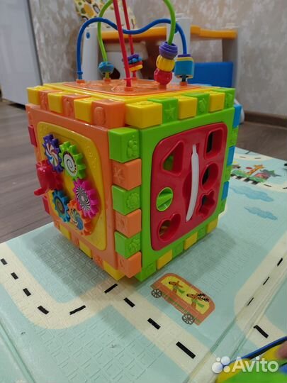 Развивающая игрушка, бизиборд