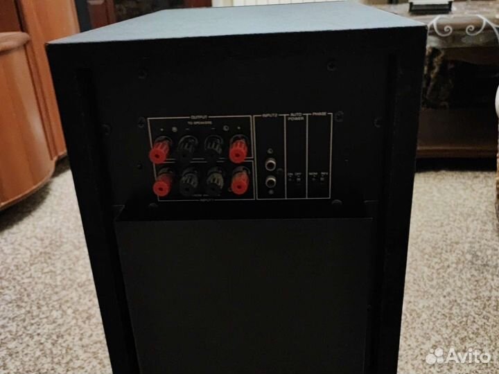 Активный сабвуфер yamaha
