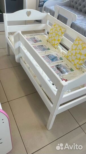 Детская кровать с матрасом