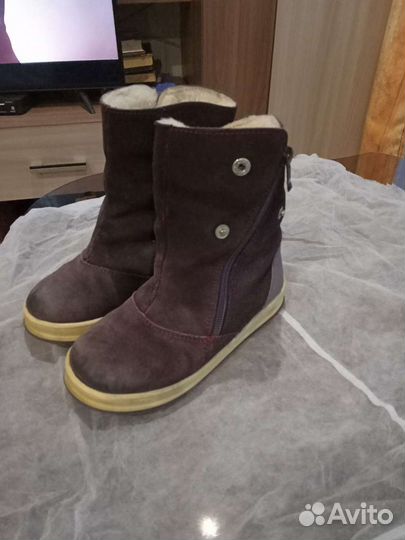 Ботинки для девочки 30р