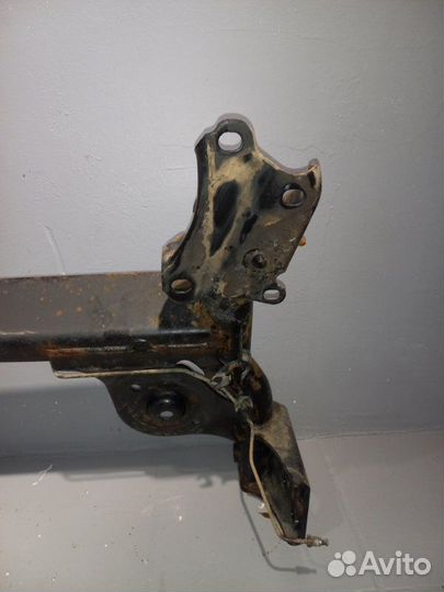 Балка подвески задняя Nissan Almera G15 седан