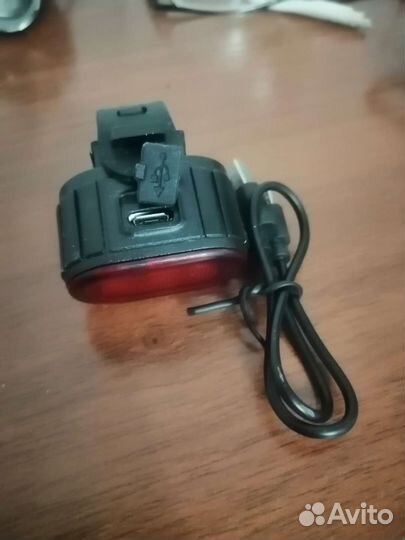 Задний фонарь для велосипеда