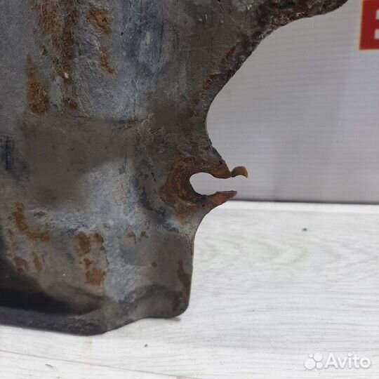 Защита двигателя Renault Sandero 2013