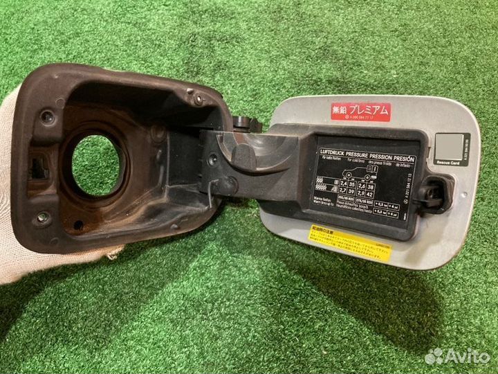 Лючок бензобака Mercedes-Benz S-Class W221 273961