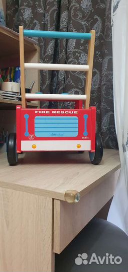 Развивающий автомобиль каталка Imaginarium