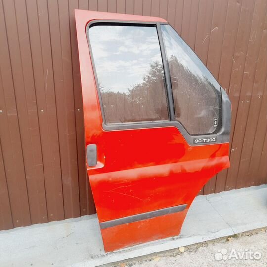 Дверь передняя правая Ford Transit 2000-2006