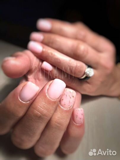 Маникюр, педикюр,наращивание