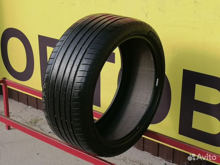 Dunlop SP Sport Maxx GT 275/35 R20