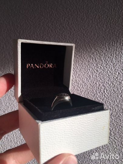 Серебряное кольцо Pandora