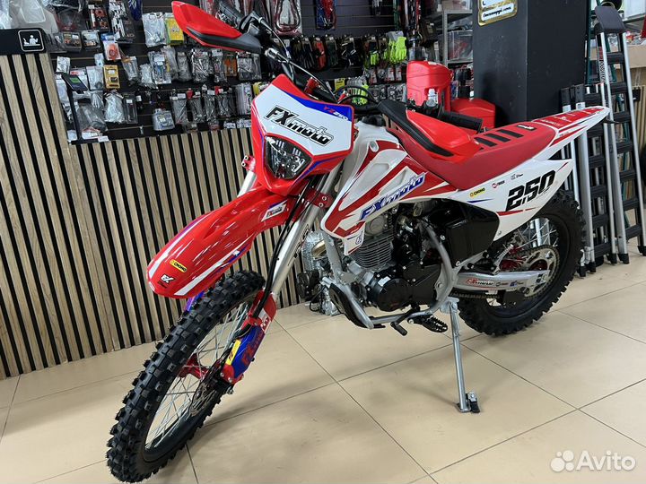 Мотоцикл эндуро Fxmoto YZ250 21/18