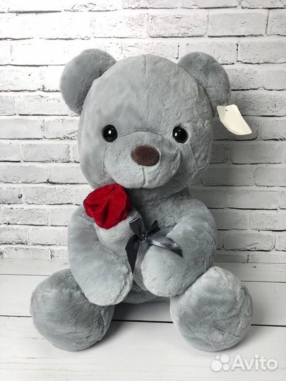 Плюшевый медведь