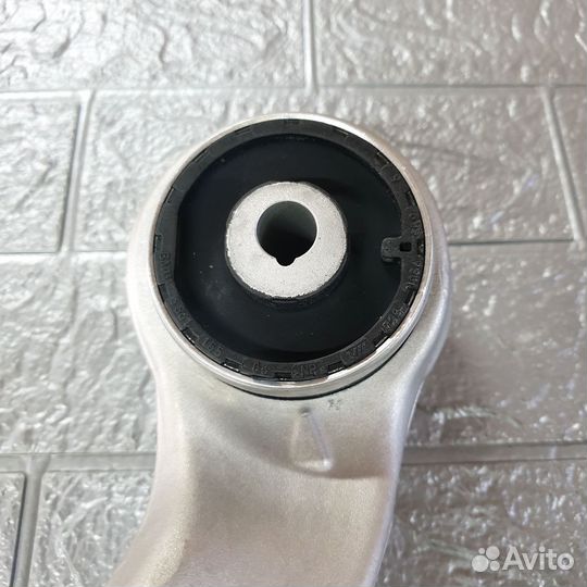 Рычаг передний BMW 730 G11 G12