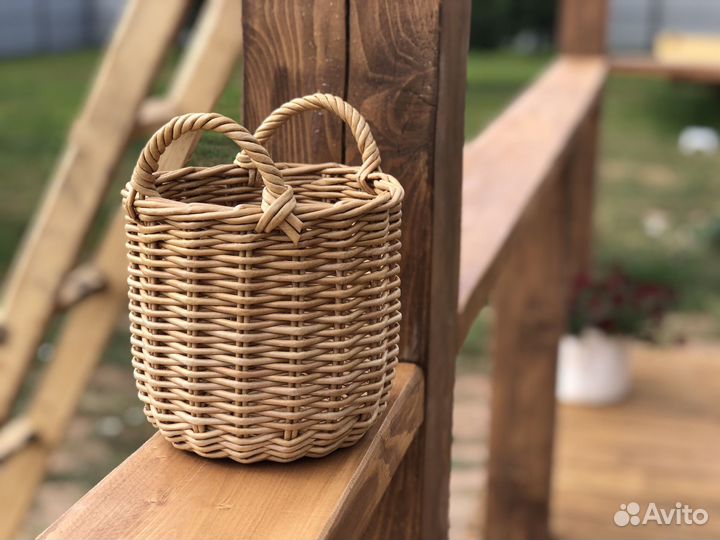 Плетеная корзина