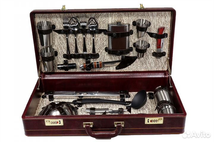 Наборы для пикника в кейсе