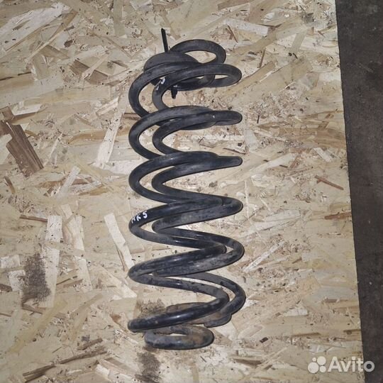 Задние пружины на Volkswagen golf 5
