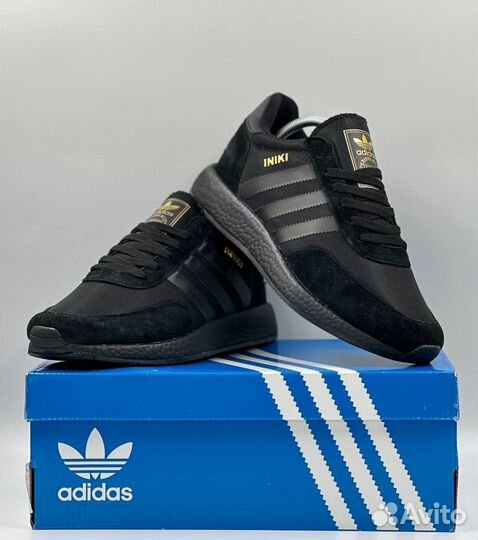 Кроссовки Adidas iniki