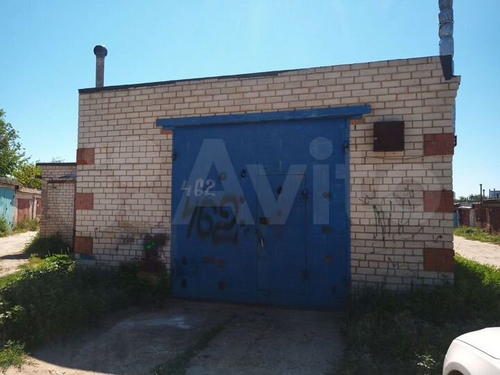 Гараж, > 30 м²