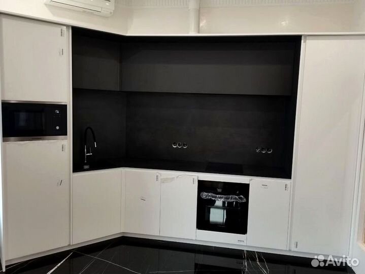 Современная кухня под ключ