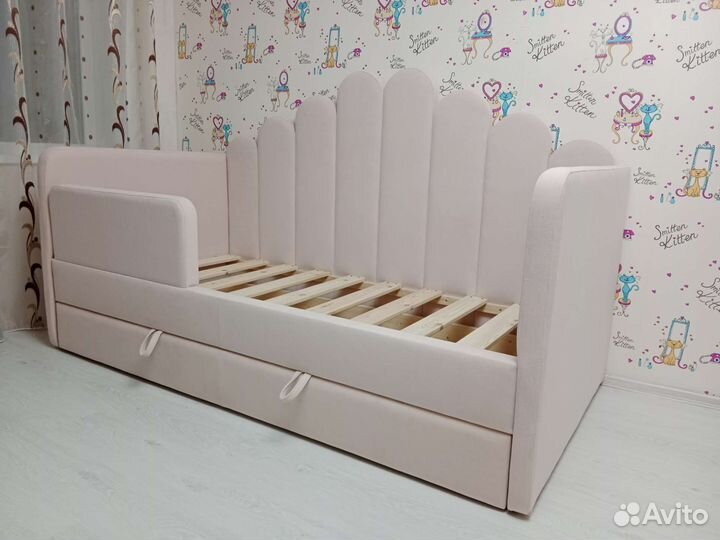 Детская кровать от 3 лет с бортиками