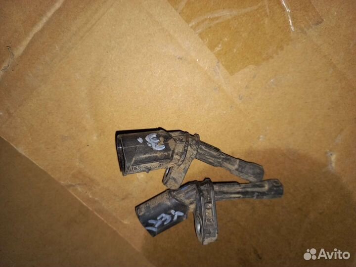 Датчики ABS Skoda Yeti 2011