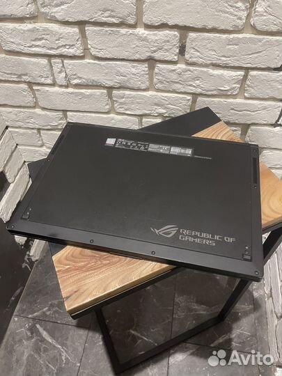 Asus ROG Zephyrus / Strix